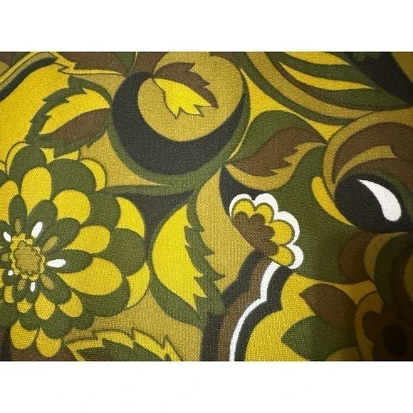 Vintage Blends Inc green and brown floral polyester fabric - Picture 6 of 8